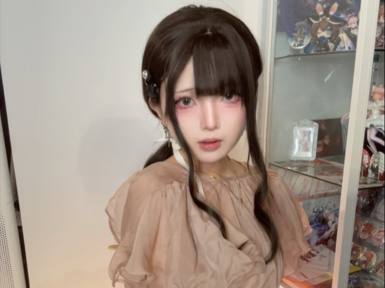 The Incompetent Wife