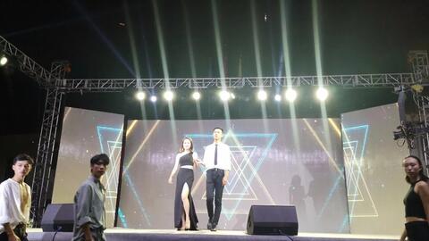 校园音乐视频完整版 1682f3a794deae0e5d2df483c92628c10a2b13ea.jpg@480w_270h_1c