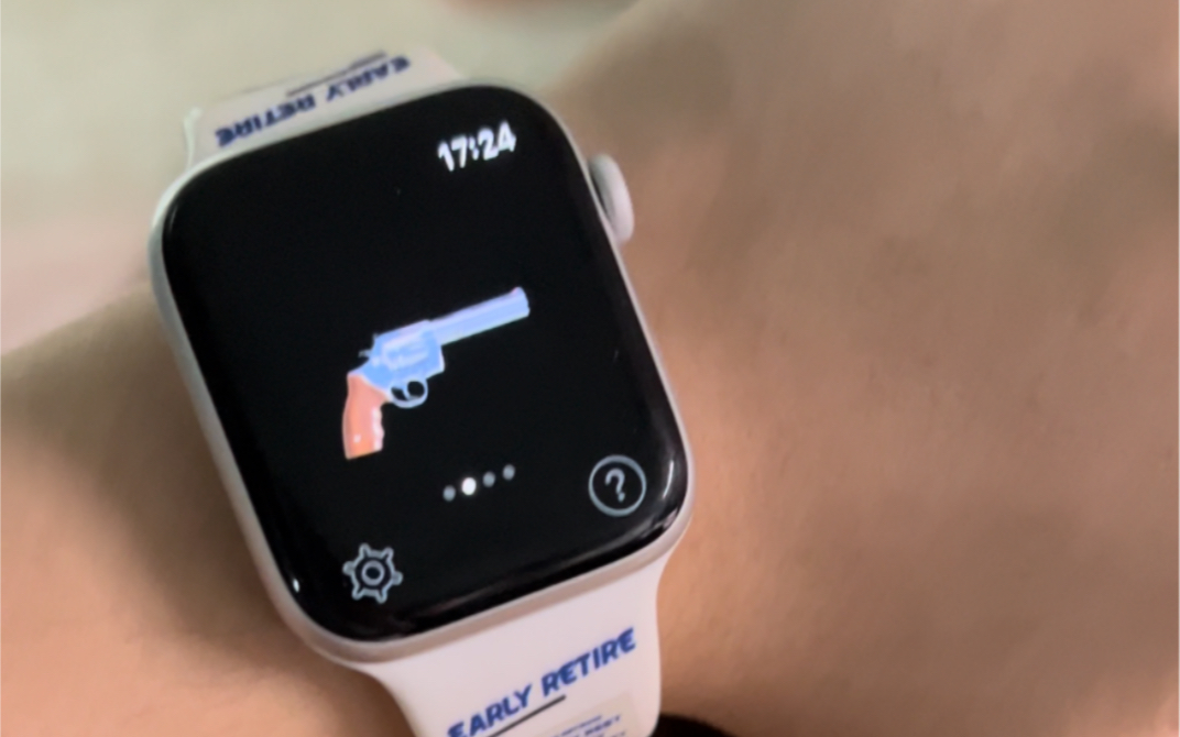 Apple Watch 打手枪，什么傻*开发者，给我多来几个