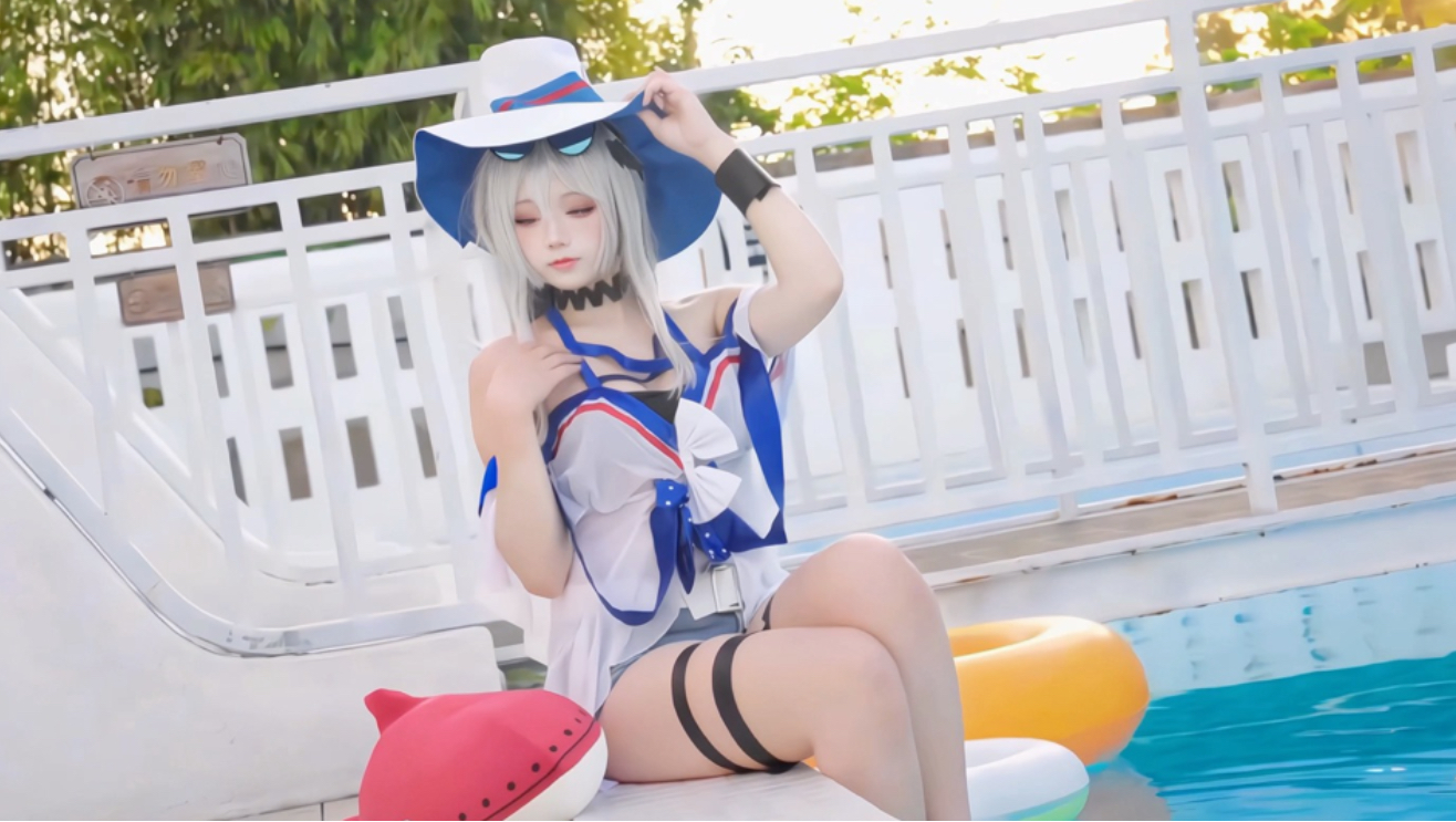 蒂蒂真可爱！（斯卡蒂泳装cos）