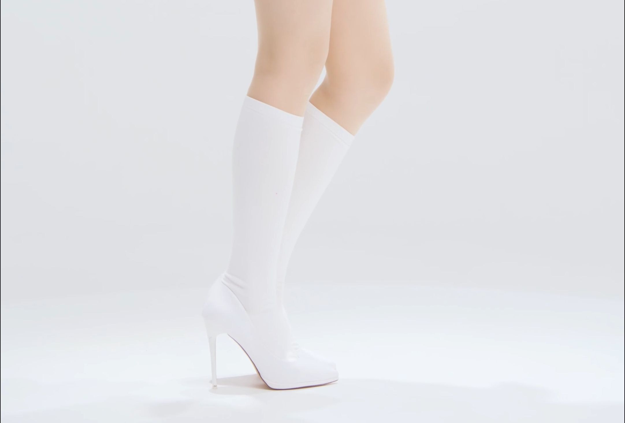 Bunny Runny Bun Bun Xu Ying Christmas 2022