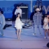 第一次见韩国歌手李知恩带众人跳街舞，看完让我兴奋不已