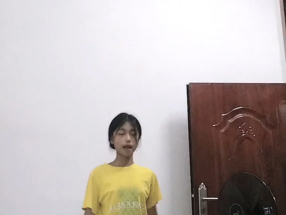求点赞，求投币(^～^)今天跳的是催眠术哟（跳的是初音位）