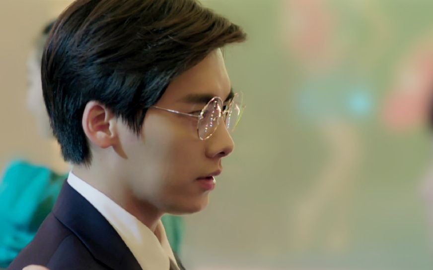 【风中芭蕾(电视剧《麻雀》插曲)钢琴演奏. 来