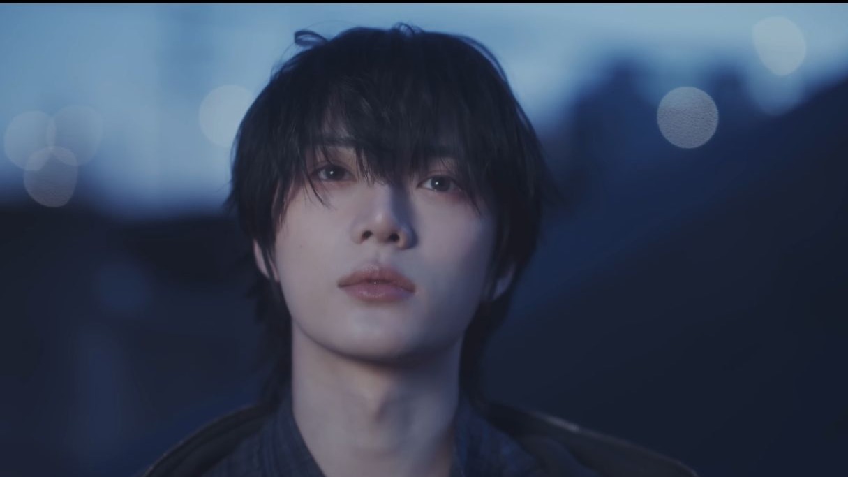 崔杋圭Solo出道曲Panic MV公开