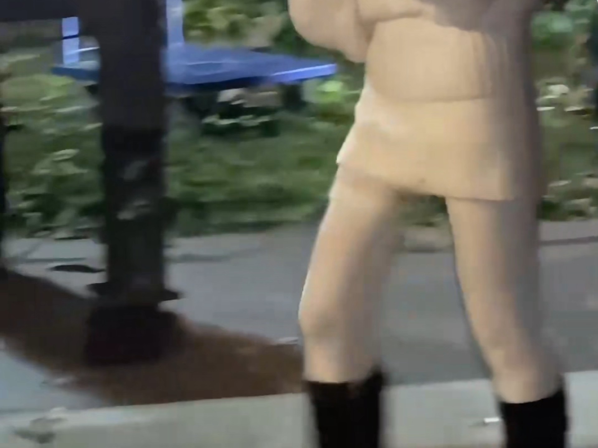 田曦薇丝袜路透现场直拍镜头