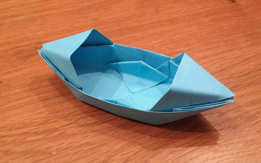 小时候经常折来玩的折纸敞篷小船,你还记得怎么折吗?