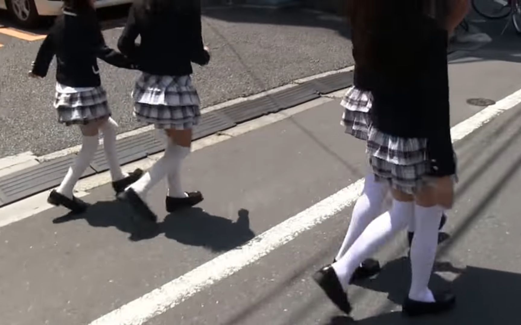 白丝萝莉小学生女子组合「聖☆ボナプロ学園」MV拍摄花絮（2p）-哔哩哔哩