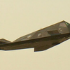 F-117夜鹰：世界首款隐形轰炸机