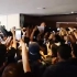 [YangGang] Yang被欢呼的人群举起 Andrew Yang Crowd Surfing  - #YangGa