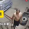 单亲妈妈带着一岁多的宝宝，去500多公里外的广东送货