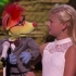 美国12岁腹语术天才女孩操控玩偶唱歌 仿佛玩偶真的活了