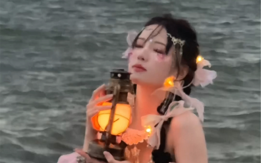 We'll love each other in the wind