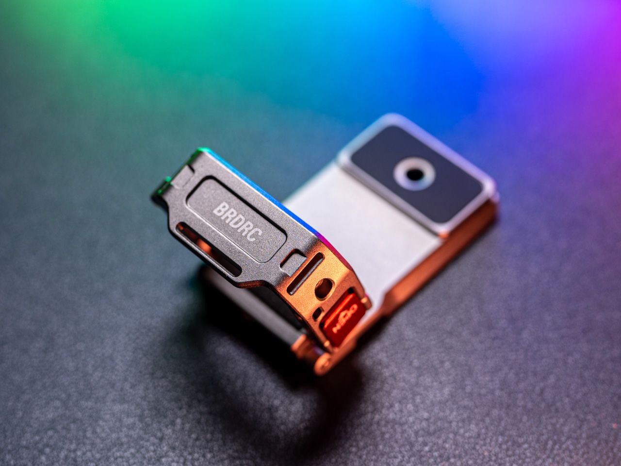 接口应有尽有 拓展应配尽配 DJI Pocket 3 BRDRC 金属兔笼拓展底盘