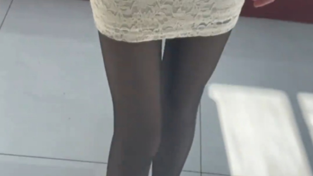 Thick Gray Aesthetics, Leggings Edition