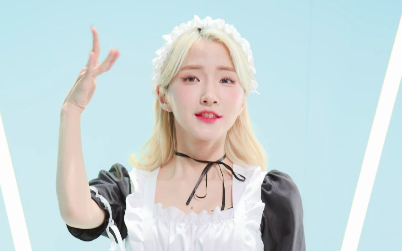 Feel My Rhythm Seo Young Maid Costume