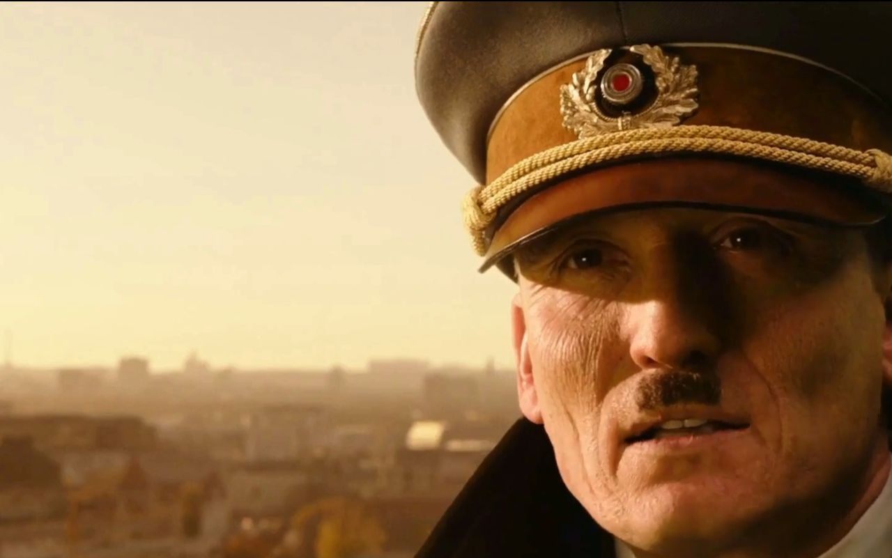 身为德国元首的希特勒，只有下士军衔，他为何不将其提升？_德军