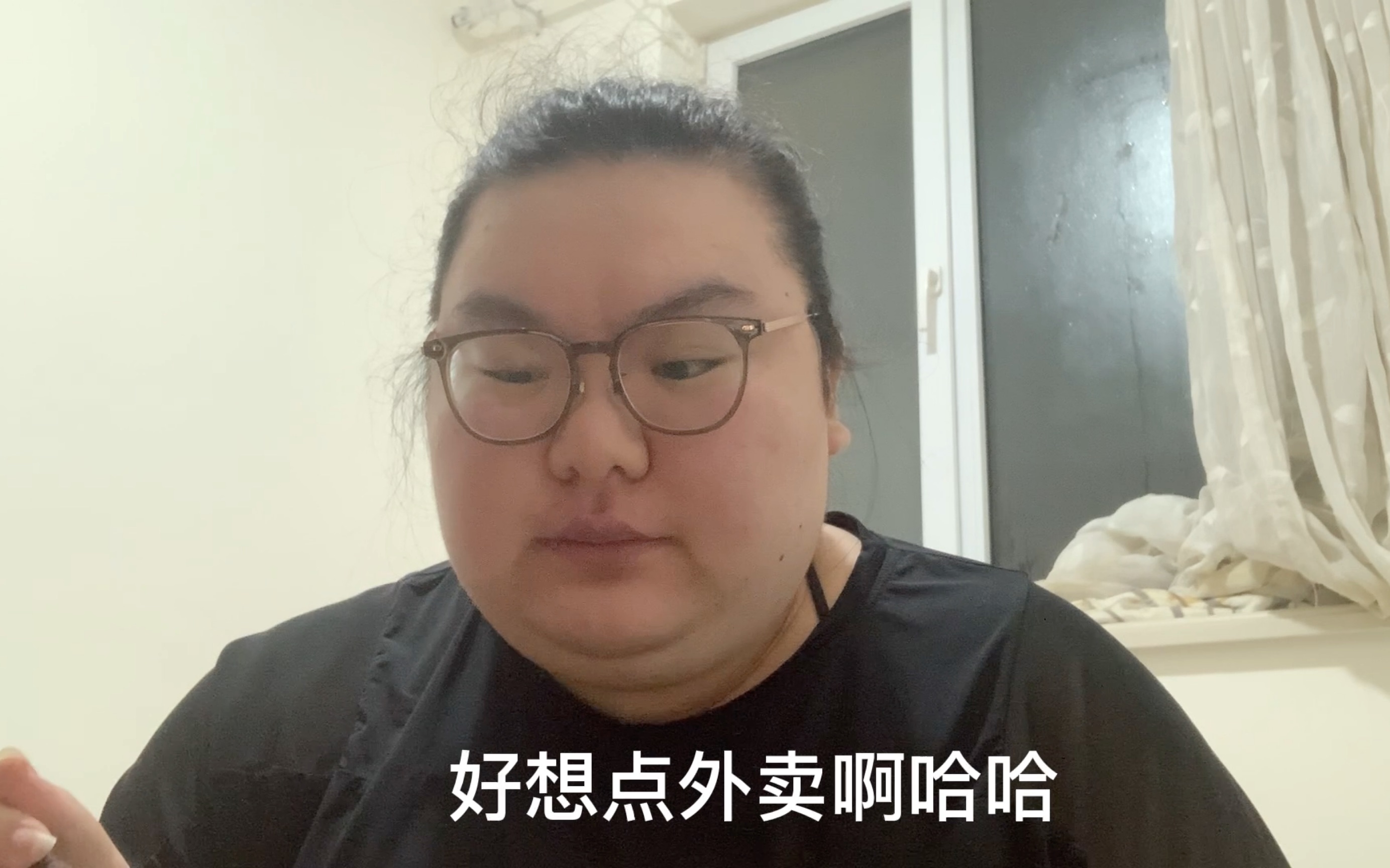 260斤胖妹左思右想决定运动，做了0.5个退阶版波比跳！！！-268斤的香香-268斤的香香-哔哩哔哩视频