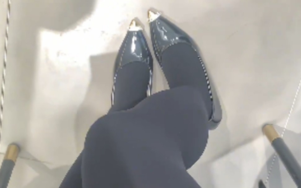 Thick Black Aesthetics, Pantyhose Edition