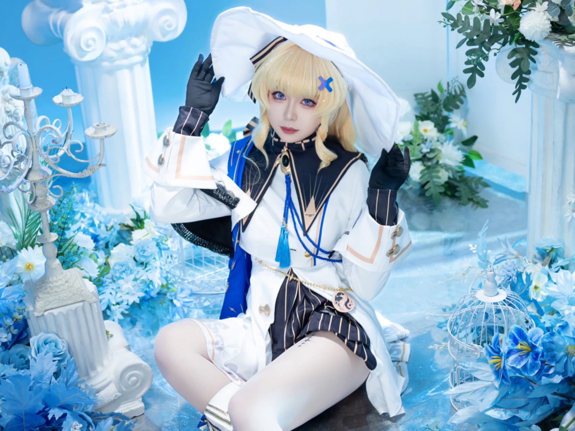 Serine / Phoebe from *The Voice* cosplay / When I Keep Shaking Out My Clothes