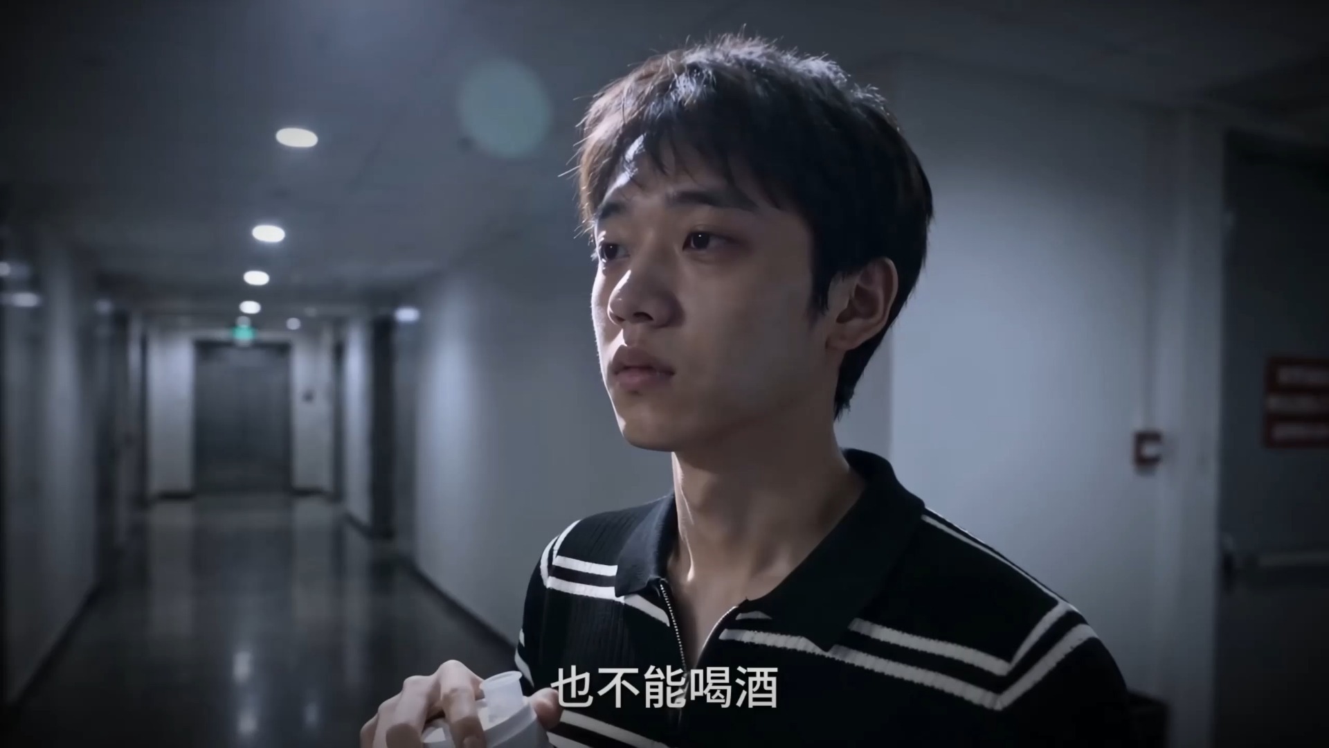 “糖尿病实在太温柔了 这病应该叫烂手烂脚症”