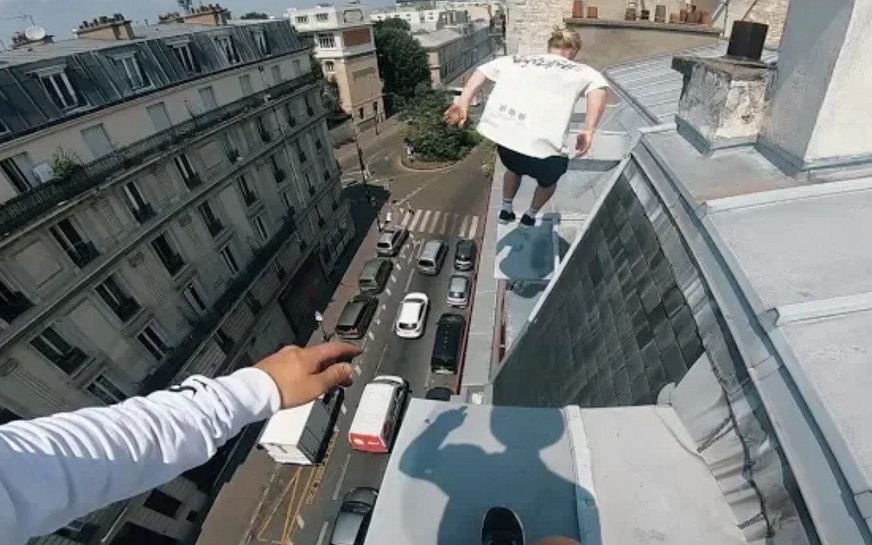 【STORROR】第一人称巴黎屋顶跑酷