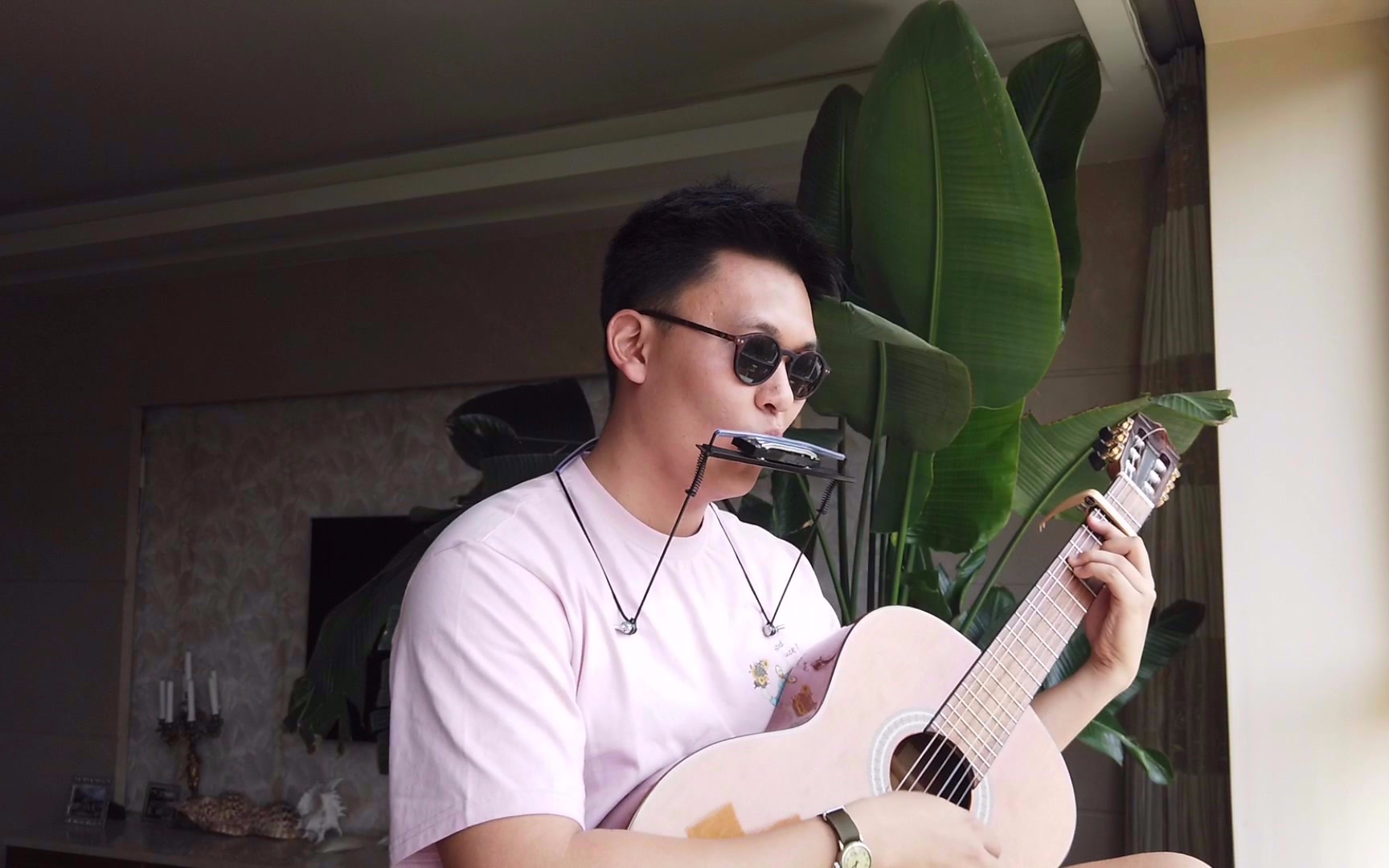 When a cowboy trades his spurs for wings巴斯特的歌谣The Ballad of Buster