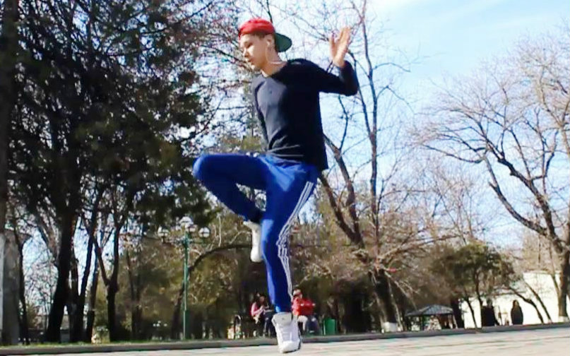 【13岁帅正太】哈萨克斯坦ErJan Jackson舞蹈