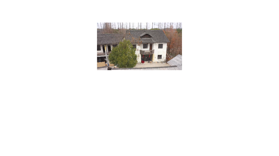 赵丽颖给父母在老家改了一套别墅，买的都是各种红木家具，光装修就花了近千万