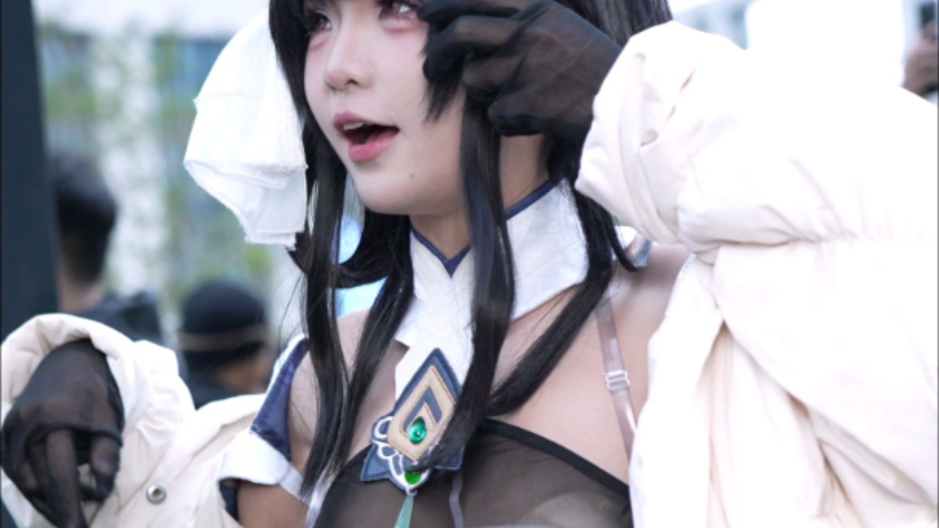 【Azur Lane Zhenhai Cosplay】- The more you hide it, Commander, the more I want to see it. (Major Spoiler)