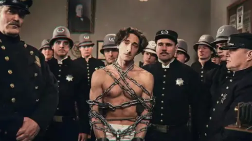 《胡迪尼》水下逃生的魔术传奇