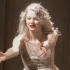 【Taylor Swift】看过公主霉的这个Ours现场你一定会惊叹