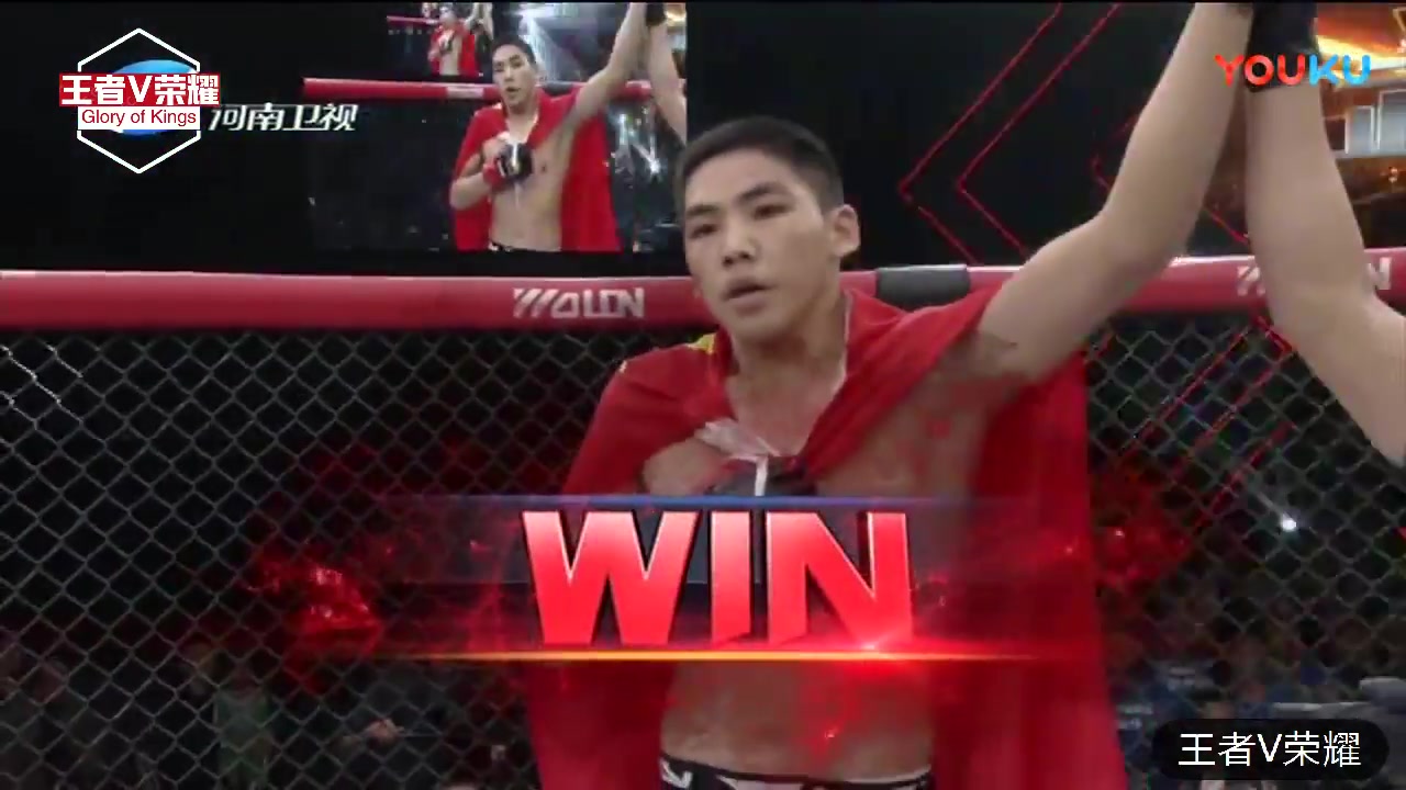 18岁小将太依拉克首回合一记重拳终结对手，TKO对手获胜！
