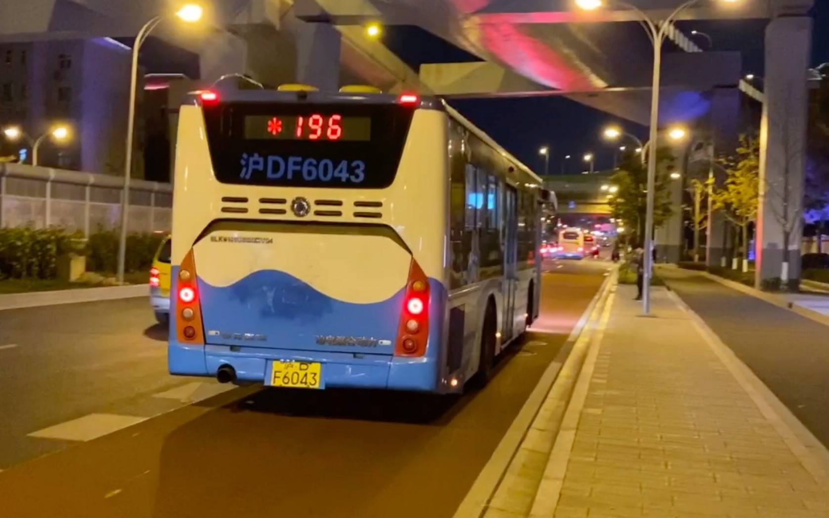 史话｜上海何时开始有了第一辆公交车？_澎湃号·湃客_澎湃新闻-The Paper