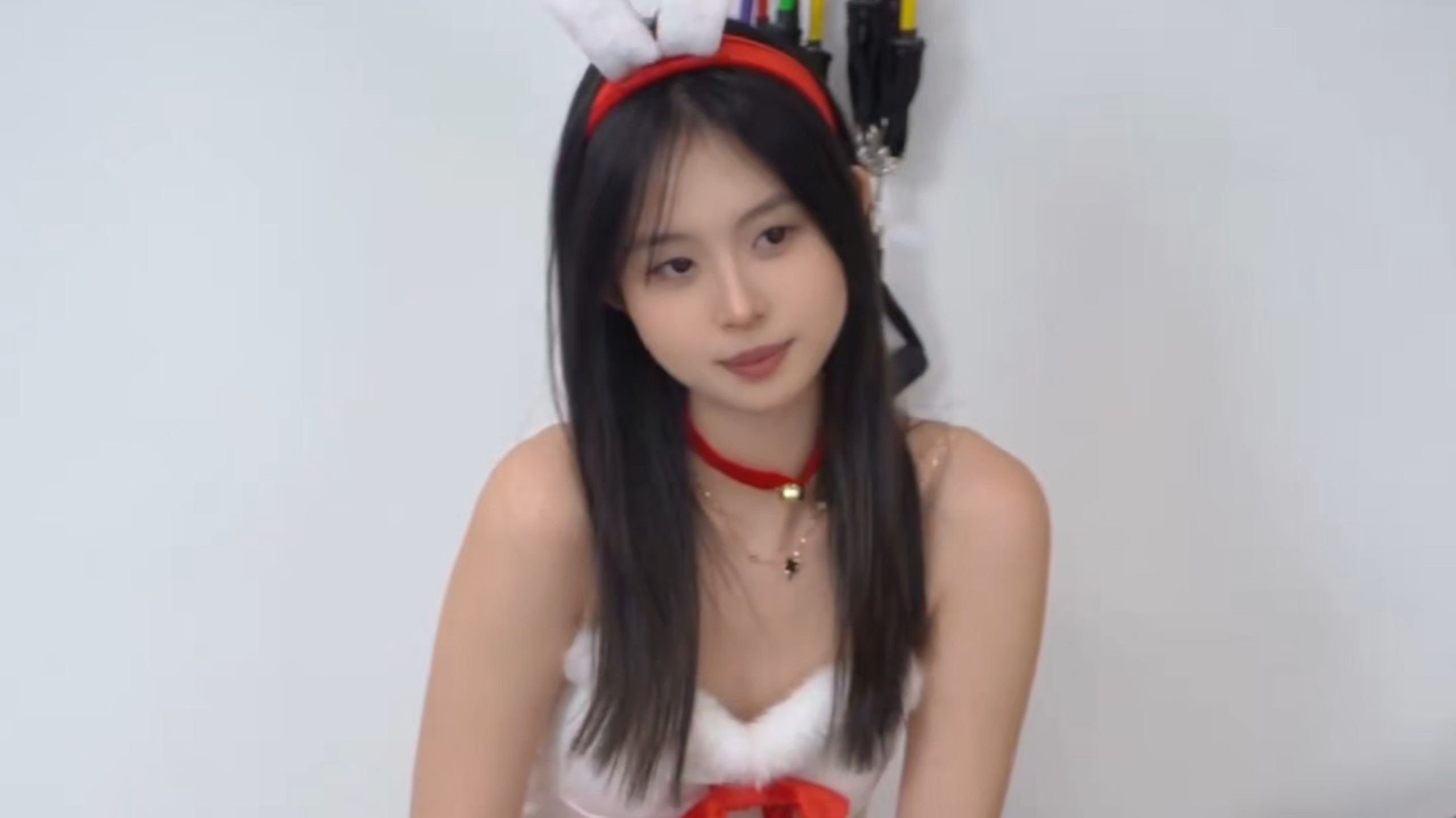 今日份肉丝短裙美女，值得喜爱，美女模特4K摄影，长时纯享版！