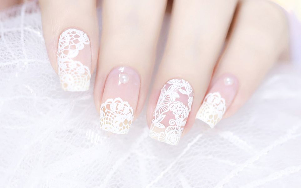 【俄罗斯田园猫】 超优雅的蕾丝刺绣美甲（指甲油版）