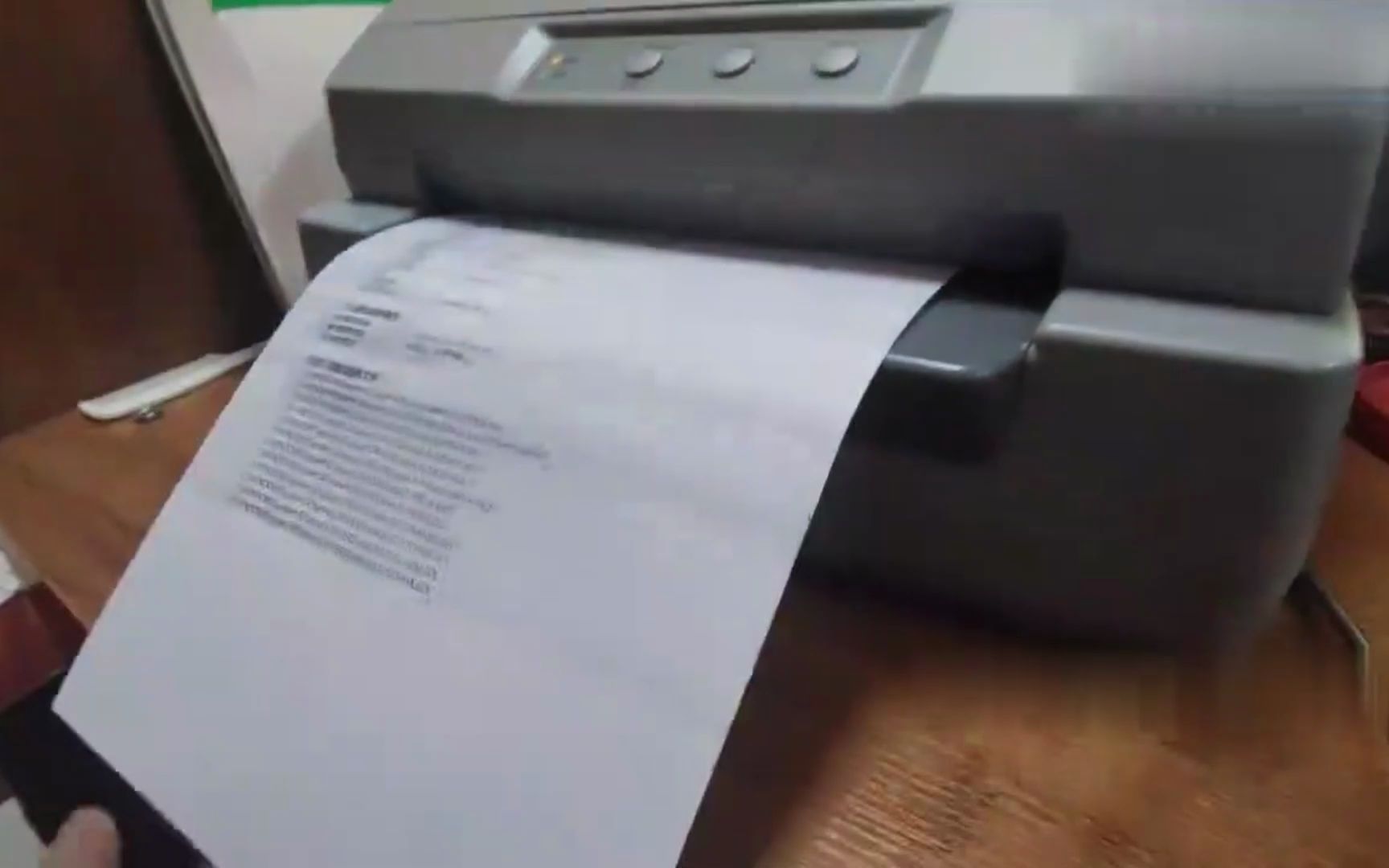 PLQ20K针式打印脏黑拖影问题解决方法