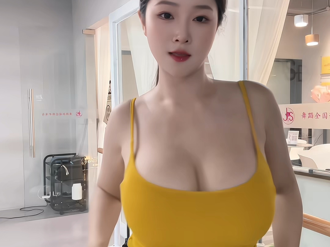 【成都朵朵dd】視頻加載中，速速查收驚喜！