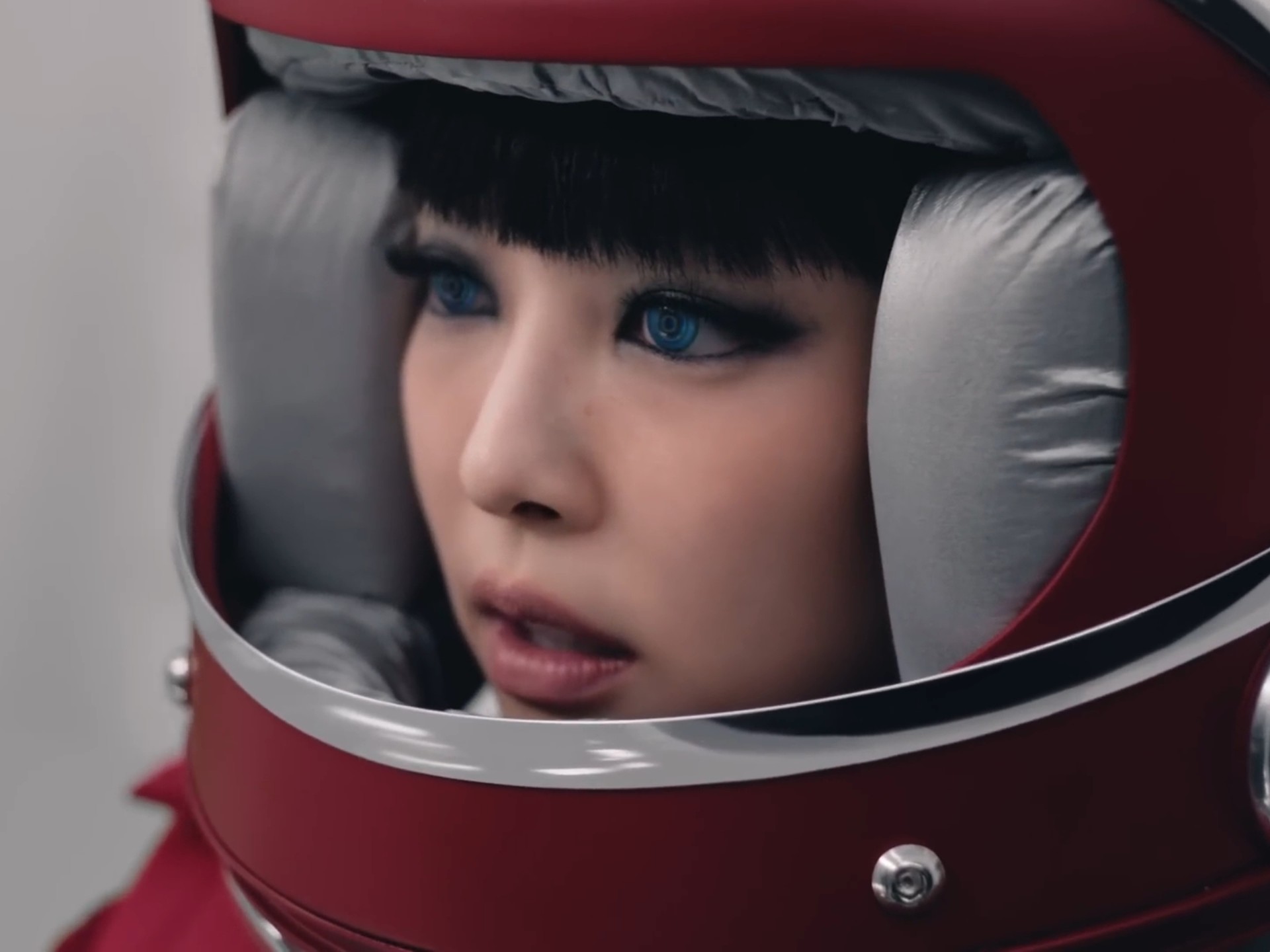 JENNIE Solo新曲like JENNIE MV公开