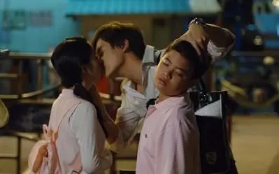 【吻戏合集】其实是床戏合集吧~不管,反正甜甜甜就对了!