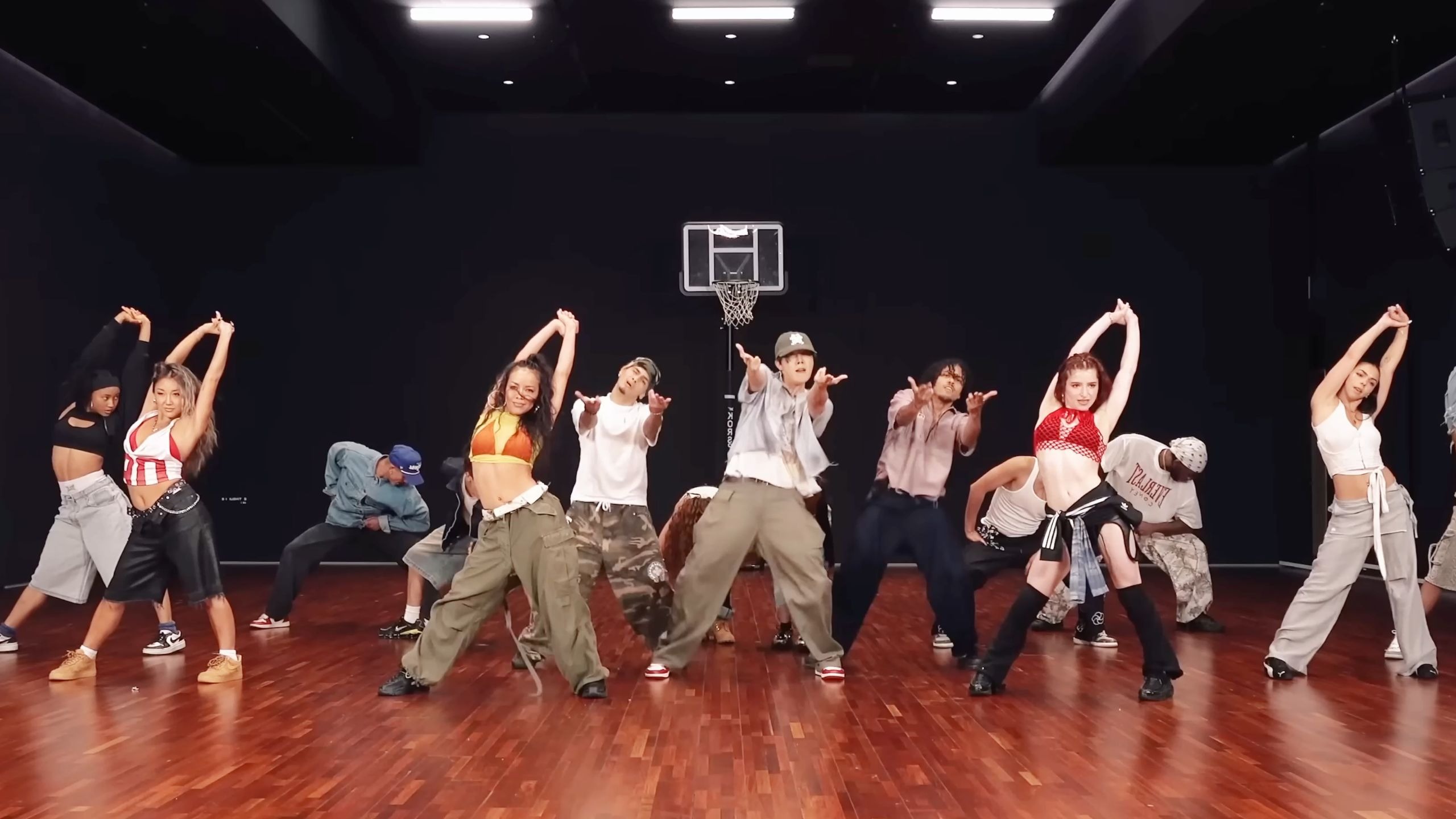 『4K镜面扒舞』郑号锡J-HOPE新曲Killin’ It Girl (Solo Version）镜面放大练习室 放大+加亮+音源替换 扒舞用