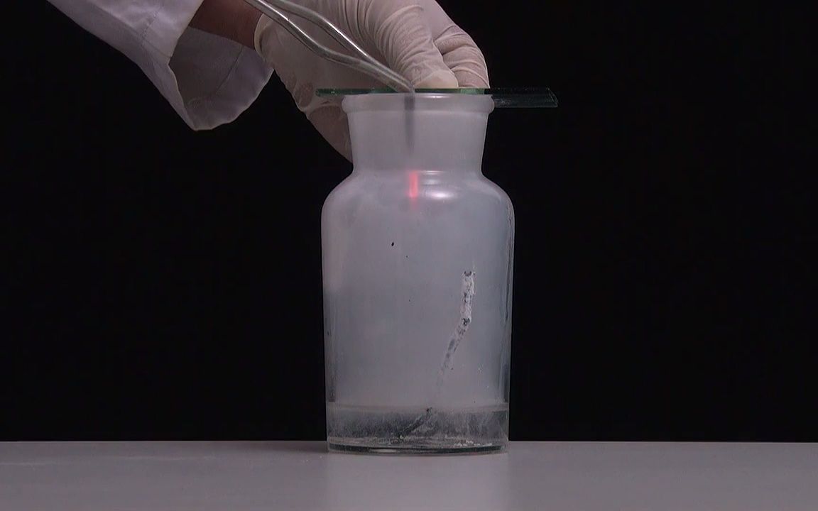 自然第四册4-2-2-示範探索-鎂和二氧化碳的反應