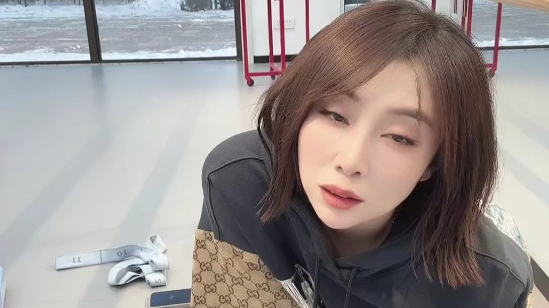 杨钒_基本功开播_2025-12-24_15-26-41_000