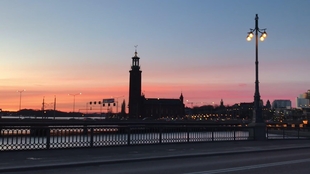 2bf5e289899b40aaa947ca74ee4278601f2379bf.jpg@310w_174h_1c_100q.jpg