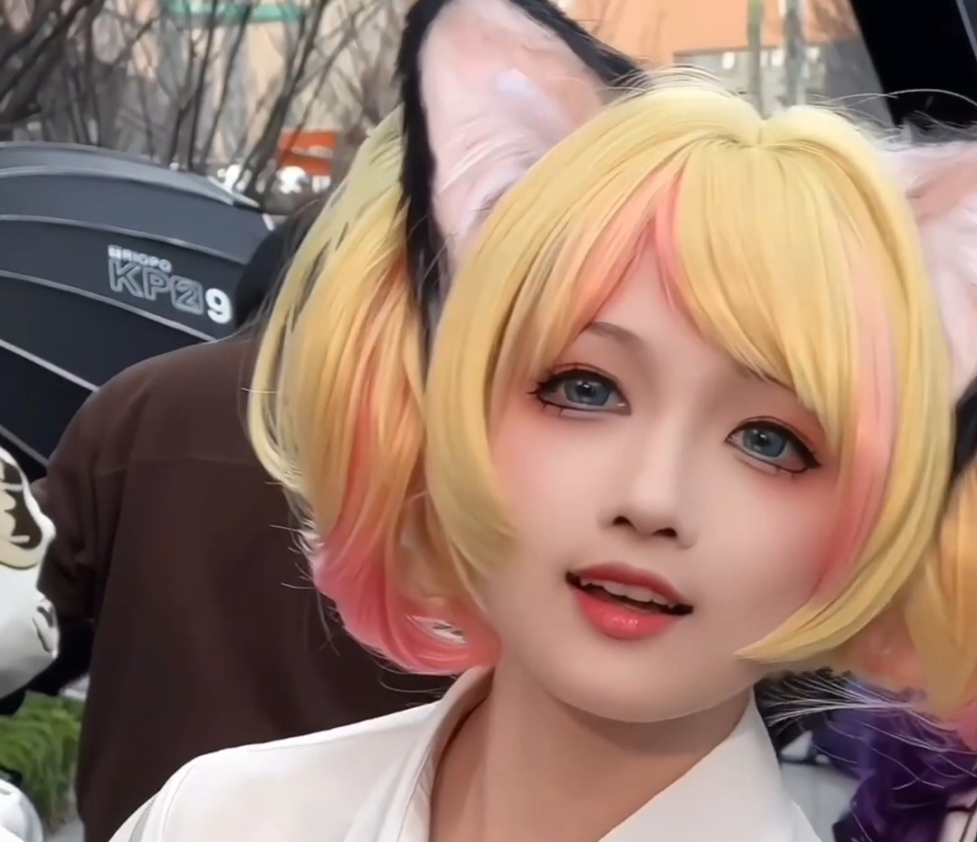 Cloud Comic Con Part 36