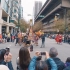 加拿大温哥华的万圣节街头活动，中国的舞龙舞狮竟然第一个出场？