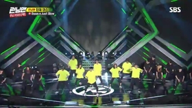 开心超人主题曲简谱_一拳超人主题曲简谱(2)