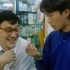 香港电影《整蛊专家》片段之周星驰找曹查理买催情圣药