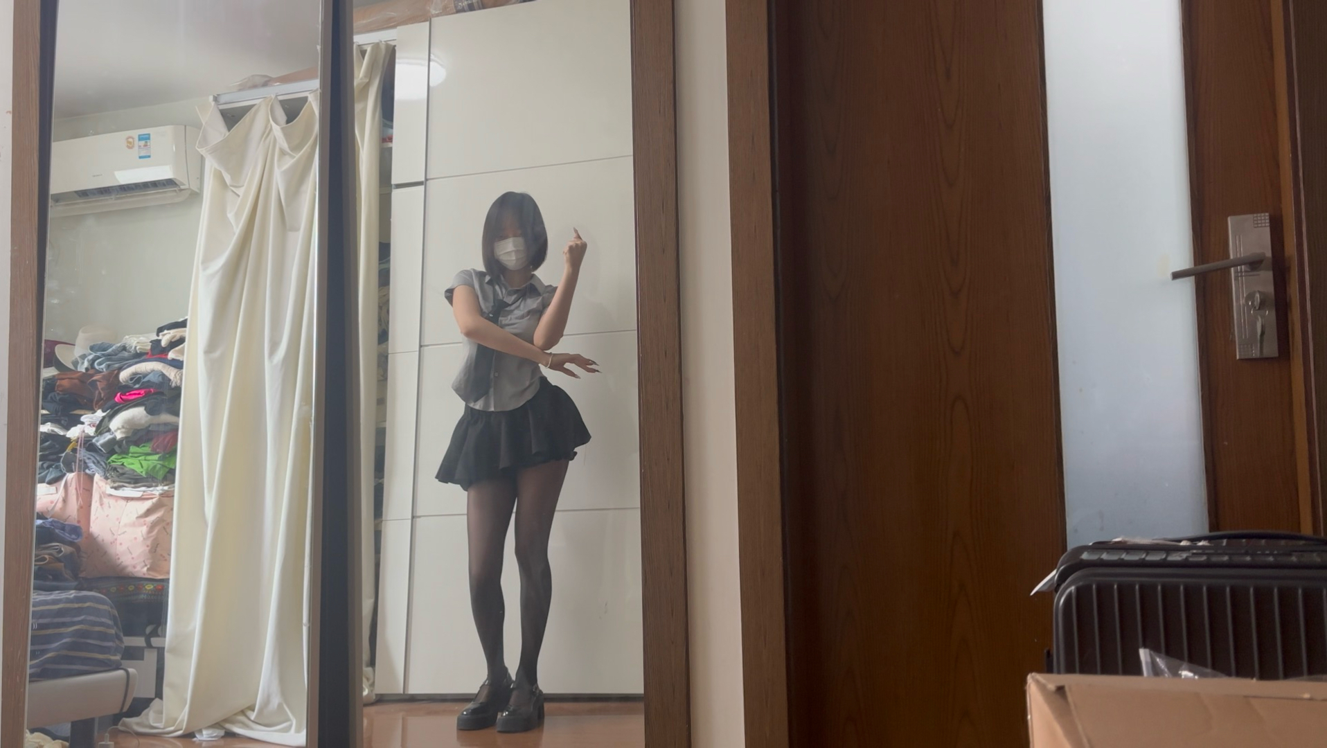 哇塞！偷偷发视频