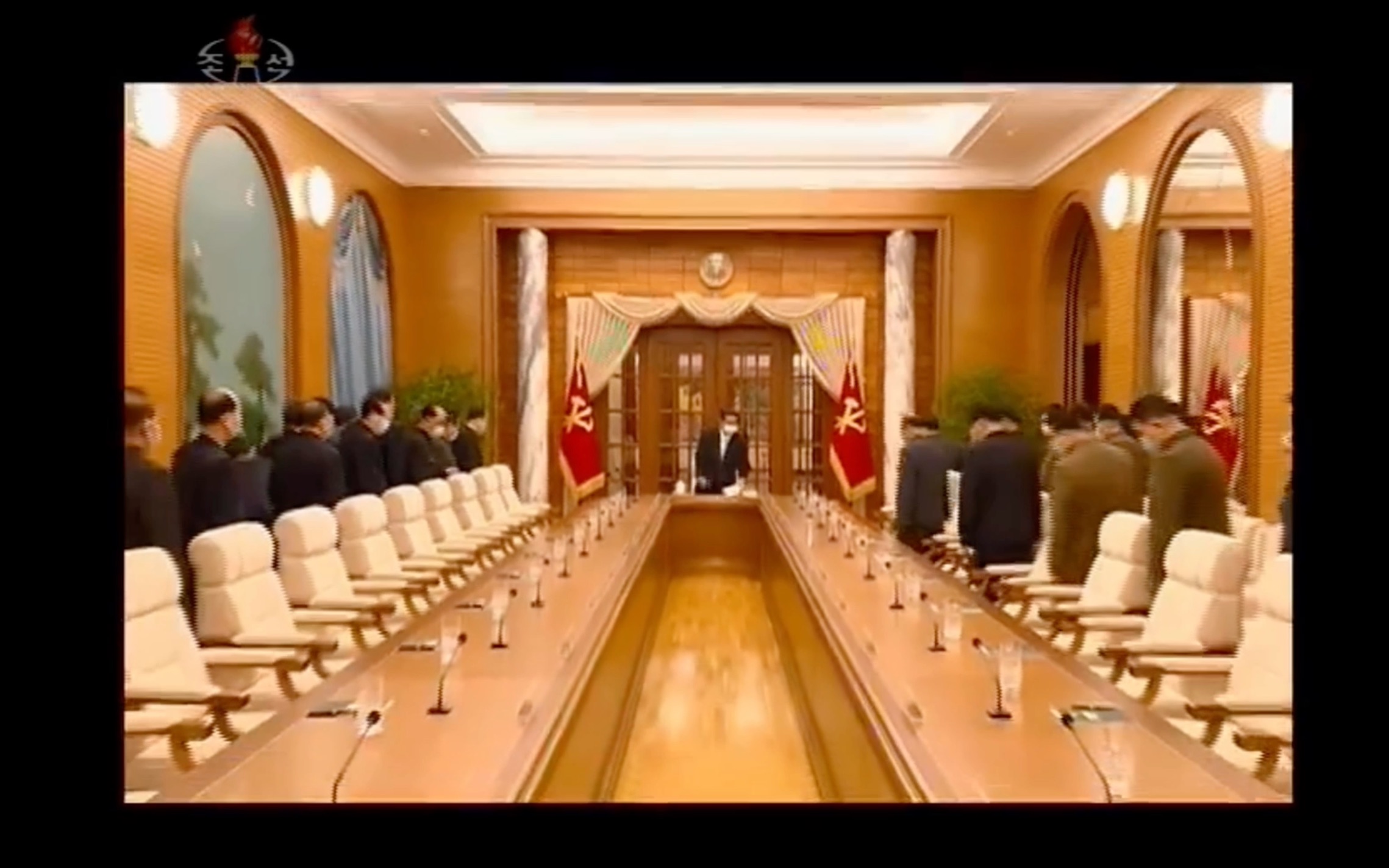 朝鲜劳动党政治局应对新冠疫情紧急会议视频